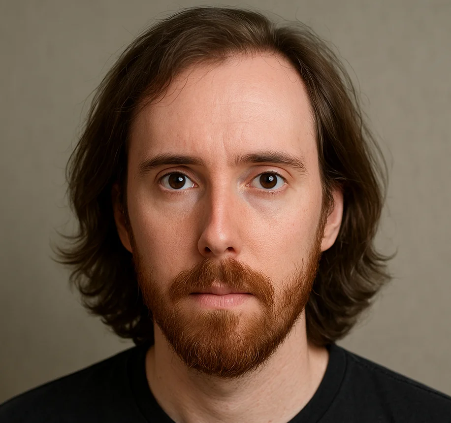 Did asmongold go to college?