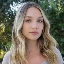 Did Maddie ziegler go to college?